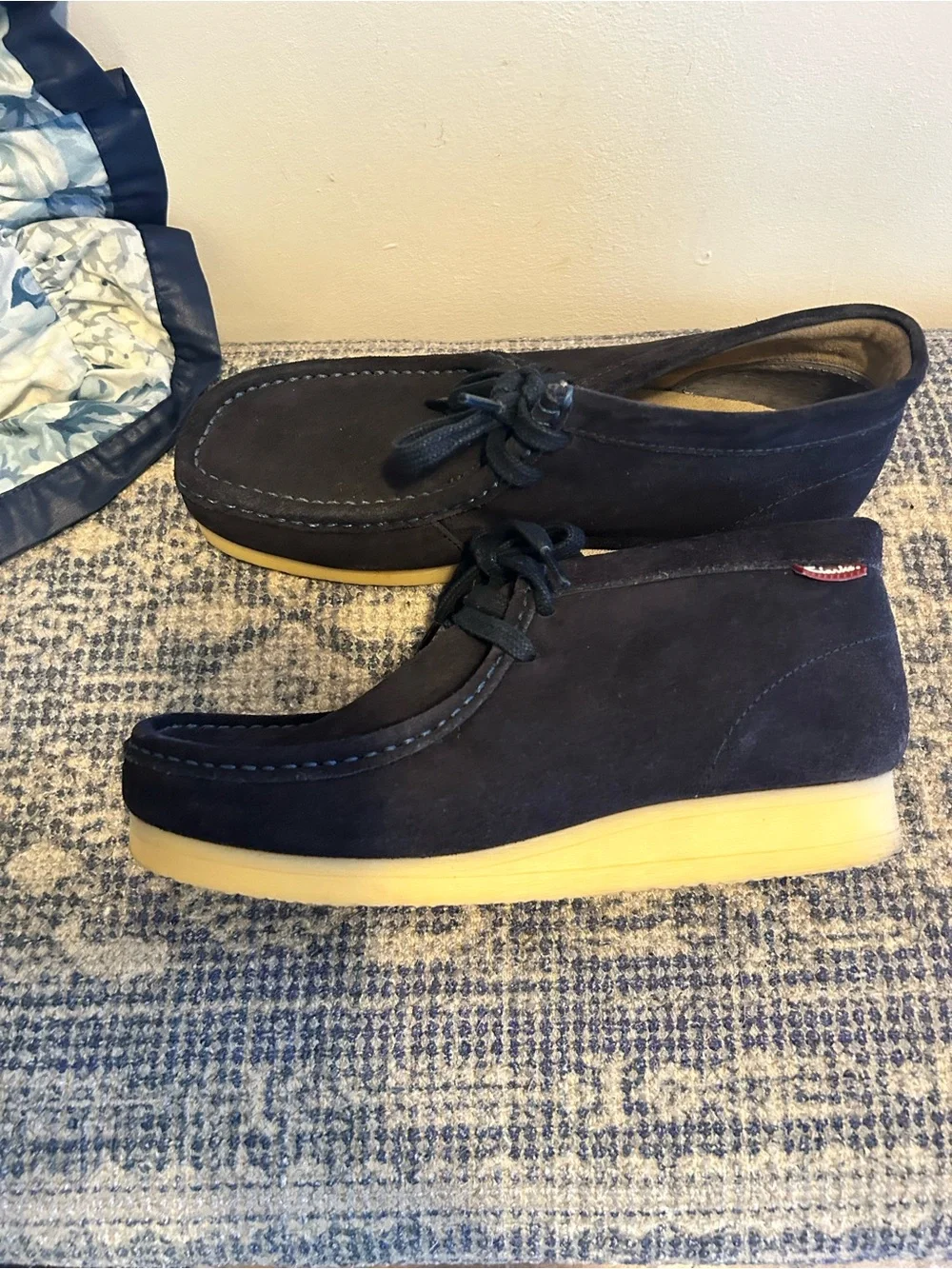 Clarks classic chukka